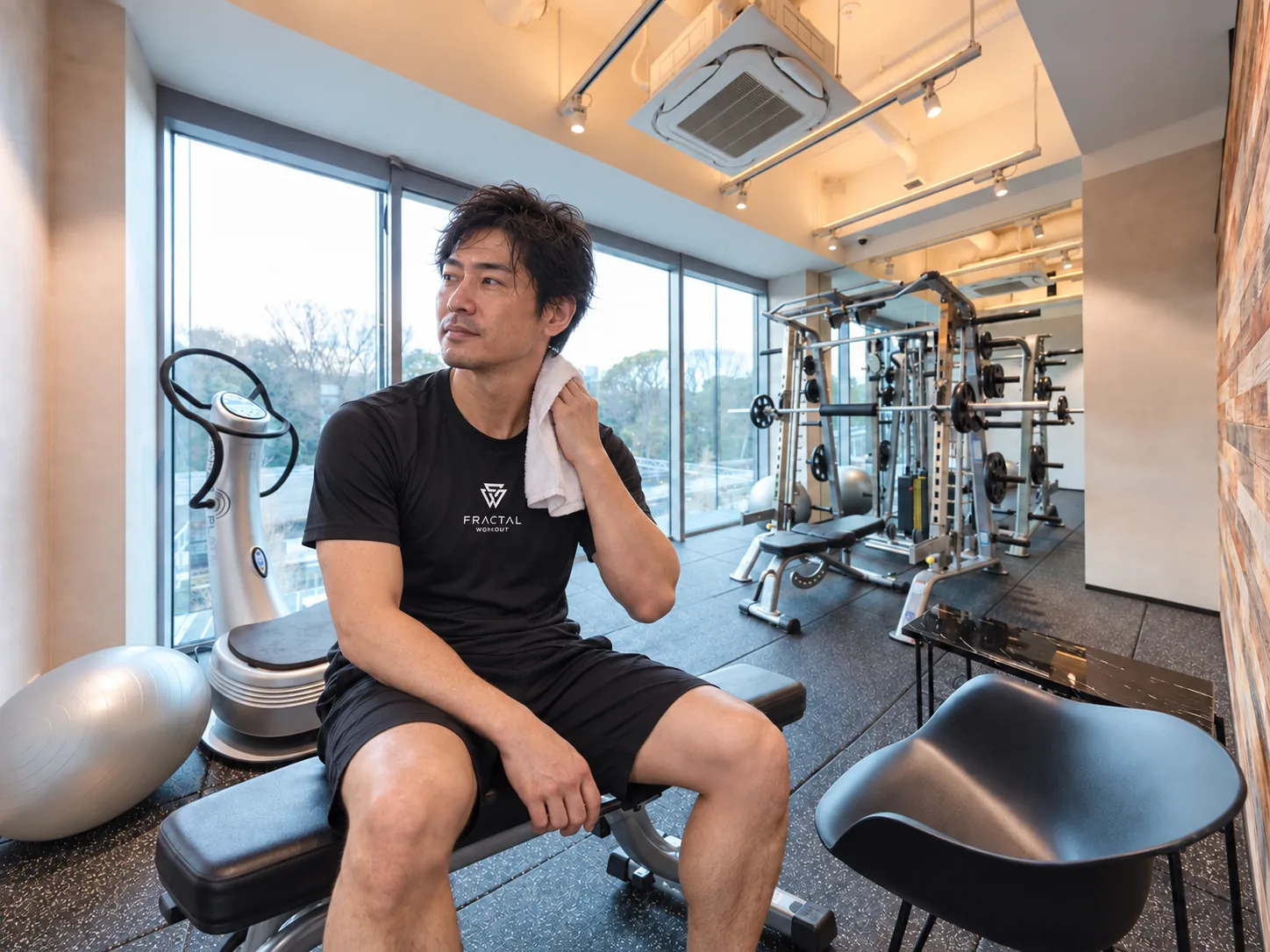 FRACTAL WORKOUTで火曜の出社前に週1回通う50代男性の利用例